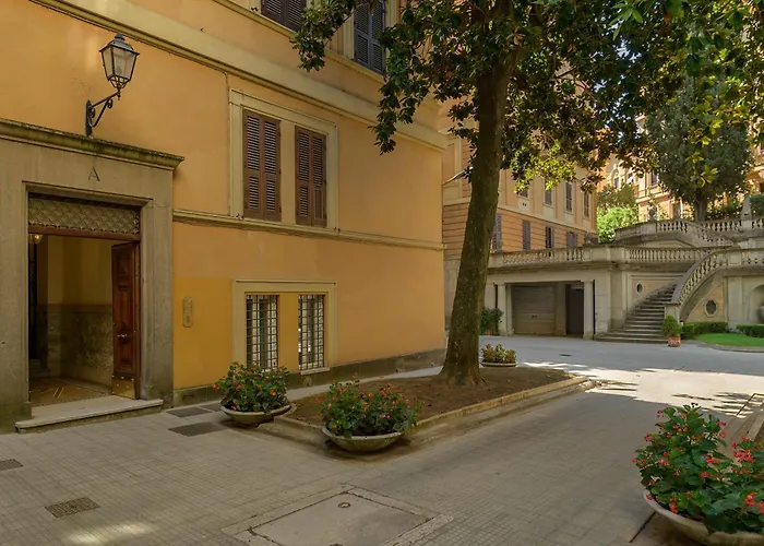 Salotto19 - Borghese Centro * Rome